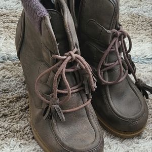 MUDD boots